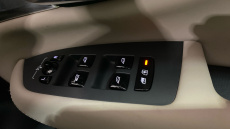 Volvo XC90 2.0 B5P Ultra Bright 5dr AWD Geartronic Petrol Estate